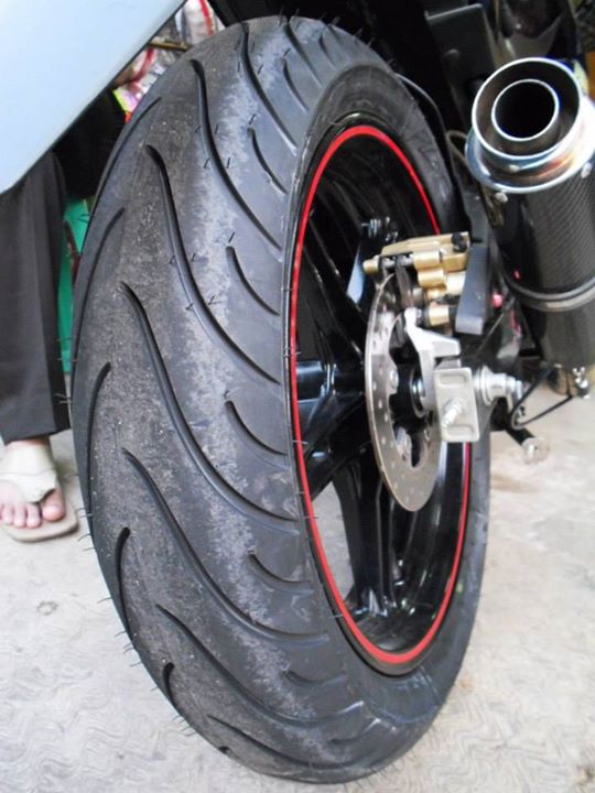 Rear Tire New vixion lightning, Michelin PILOT STREET 140 